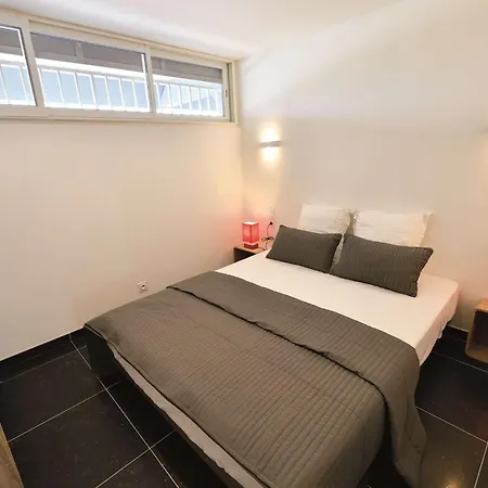 Funny Port Ambonne Pa306 - Luxe - 4 Personnes